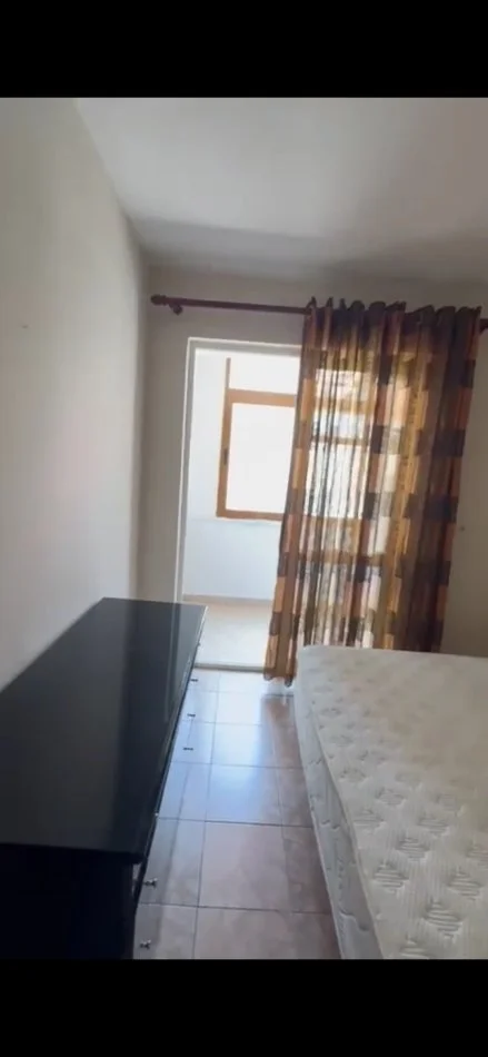 Shqiperi, shitet 2+1 Kati 4, 