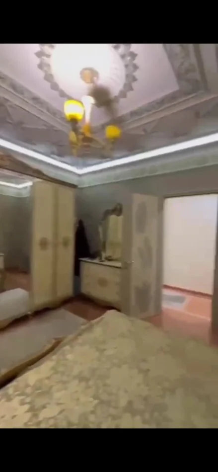 Tirane, shitet apartament 3+1 Kati 2, 