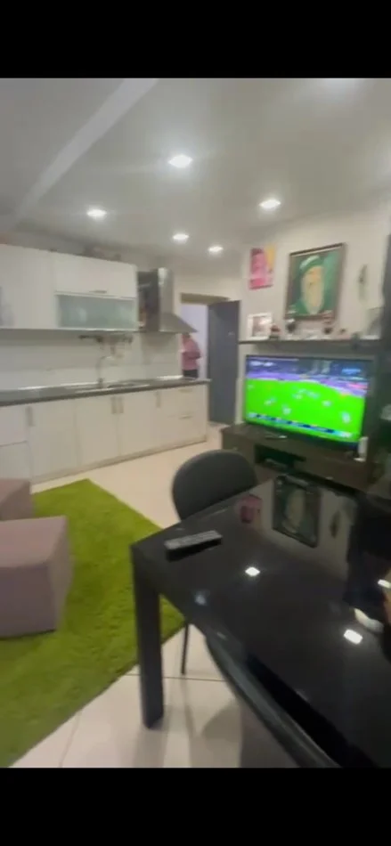 Shqiperi, shitet apartament 2+1 Kati 1, 