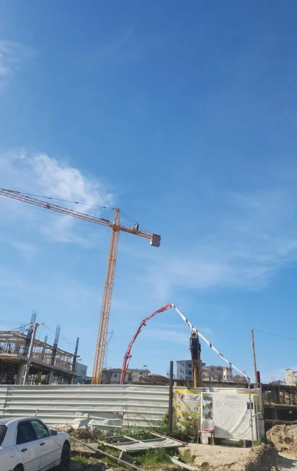 Tirane, shes apartament 2+1 Kati 4, 116 m² 100.816 € (Lidhja e Prizrenit)