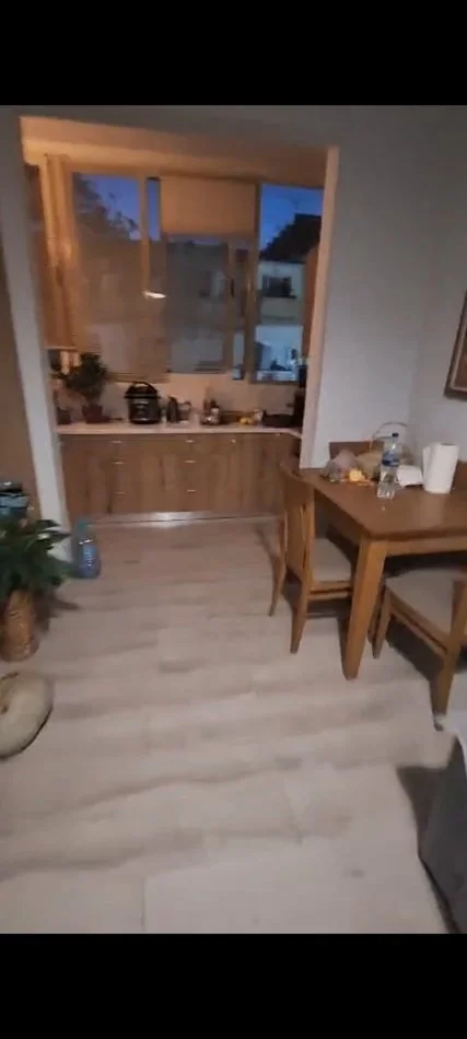 Tirane, shitet apartament 1+1 Kati 4, 62 m² 130.000 € (21 Dhjetori)