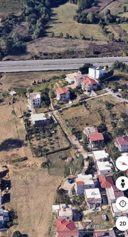 Tirane, shes TRUALL PER NDERTIM VILE , 1000 m² 350 euro m2  (Sauk)