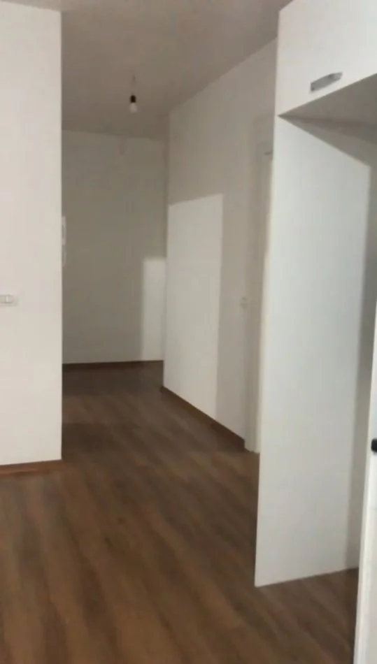 Tirane, jepet me qera apartament 2+1 Kati 4, 68 m² 500 € (Don Bosko, Viva market)