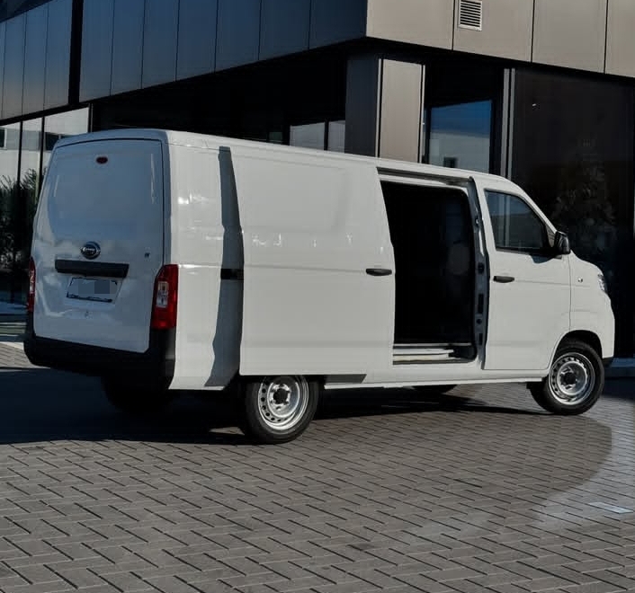 Tirane, Karry Elektrike, e bardhë automatik Klima 20 €