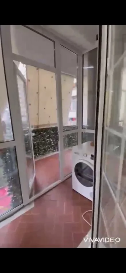 Tirane, jepet me qera apartament 2+1+Ballkon Kati 3, 100 m² 850 € (Don Bosko)