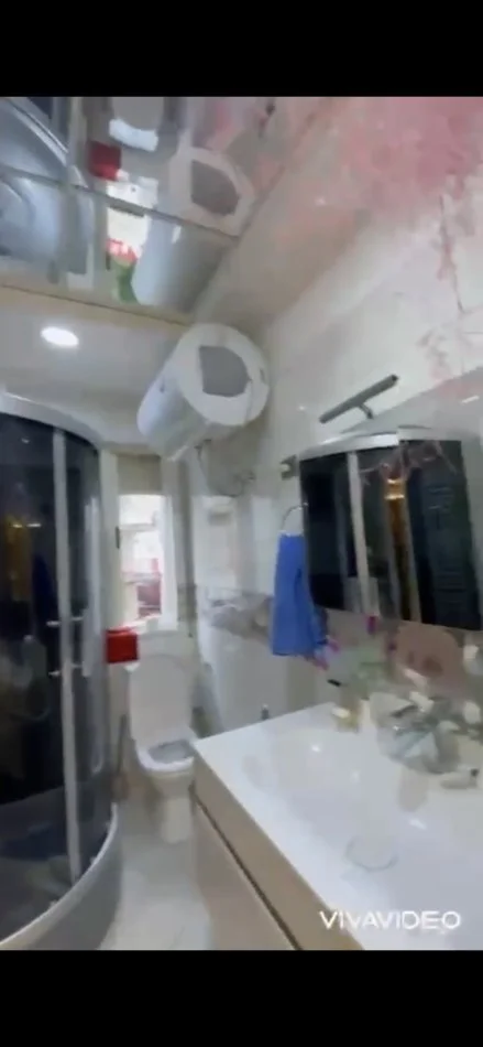 Tirane, jepet me qera apartament 2+1+Ballkon Kati 3, 100 m² 850 € (Don Bosko)