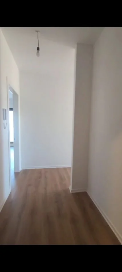 Tirane, shitet 2+1 Kati 3, 107 m² 290.000 € (Oxhaku)