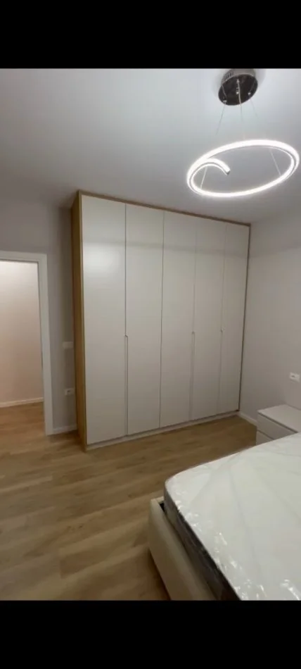 Tirane, jap me qera apartament duplex 2+1 , (Perball me delijorgjin)