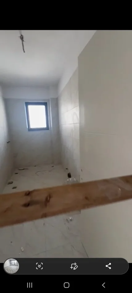 Tirane, shitet apartament 1+1+Ballkon Kati 7, 57.000 € (Rruga Teuta, tek Ulliri)