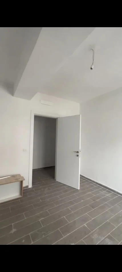 Tirane, shitet apartament 2+1 Kati 2, 91 m² 160.000 € (Kodra e Diellit)