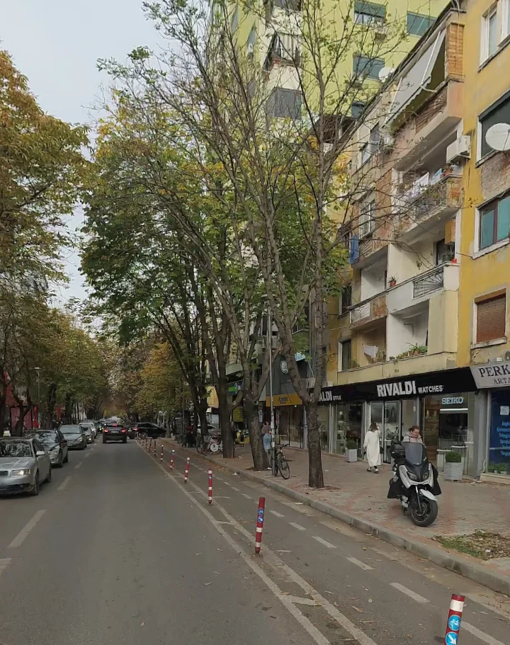 Tirane, jepet me qera apartament 2+1+Ballkon Kati 6, 90 m² 600 € (Sami frasheri)