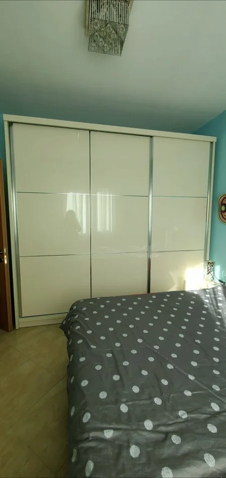 Tirane, jepet me qera apartament 1+1 Kati 4, 62 m² 450 € (Siri kodra)