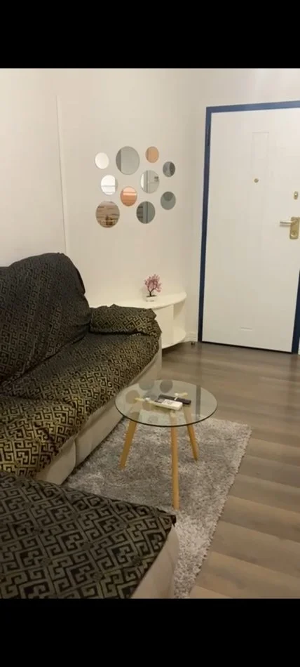 Tirane, jepet me qera apartament 1+1 Kati 5, 60 m² 620 € (Komuna parisit)