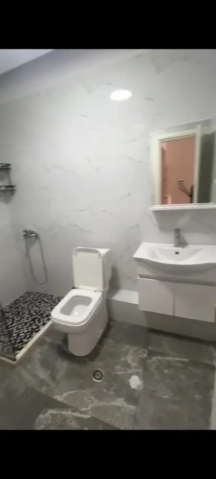 Tirane, shitet apartament 2+1+Ballkon Kati 6, 90 m² 133.000 € (Rruga Sokrat Miho)