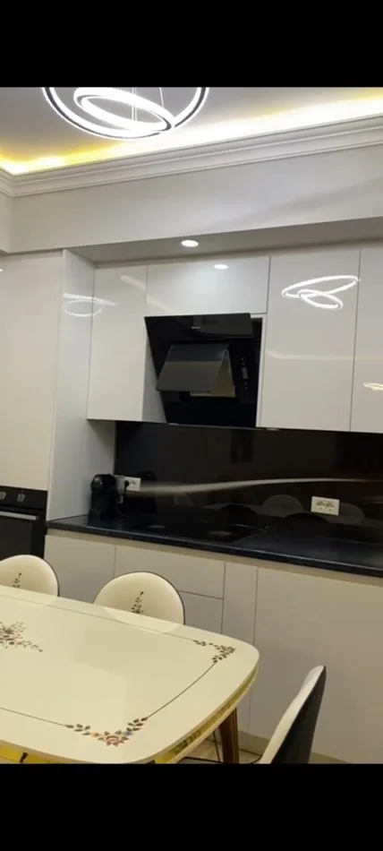 Tirane, shitet apartament 3+1 Kati 6, 14 m² 260.000 € (Kompleksi Green city)