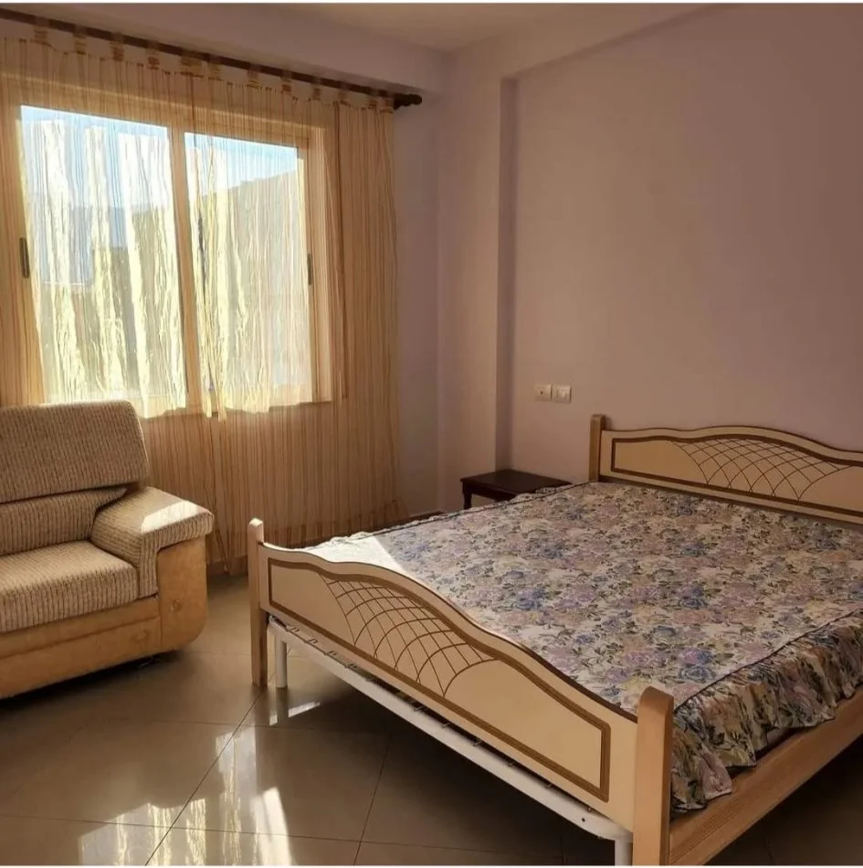 Tirane, jepet me qera apartament 2+1+Ballkon Kati 5, 75 m² 470 € (DON BOSKO)