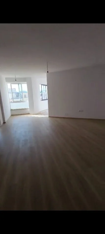 Tirane, shitet apartament 2+1 Kati 9, 100 m² 150.000 € (Astir)