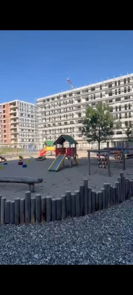 Tirane, shitet apartament 2+1 Kati 5, 92 m² 90.000 € (Tek Qtu)