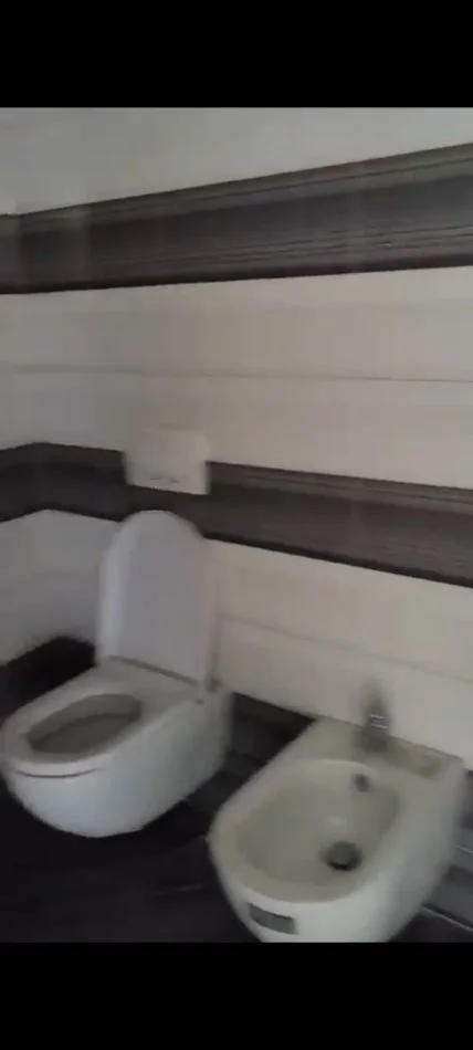 Tirane, shitet apartament 2+1+Ballkon Kati 8, 95 m² 125.000 € (Astir tek Bar Artisti)