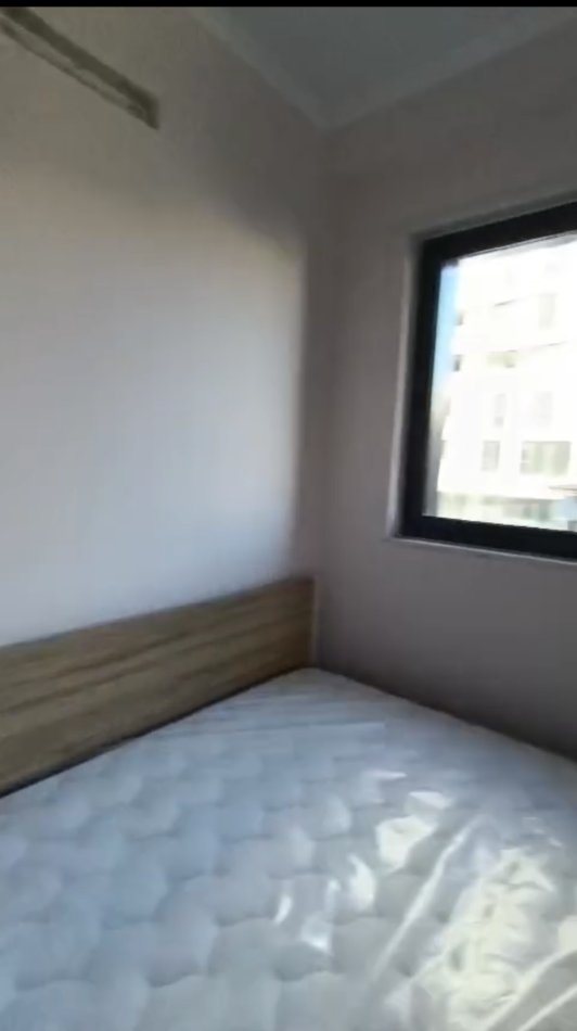 Tirane, garsonier Rruga e Durrësit