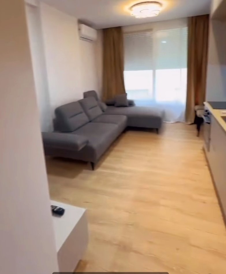 Tirane, shitet apartament 1+1+Aneks+Ballkon Kati 4, 60 m² 120.000 € (Rruga e Kroit pranë Kopshtit Zoologjik)