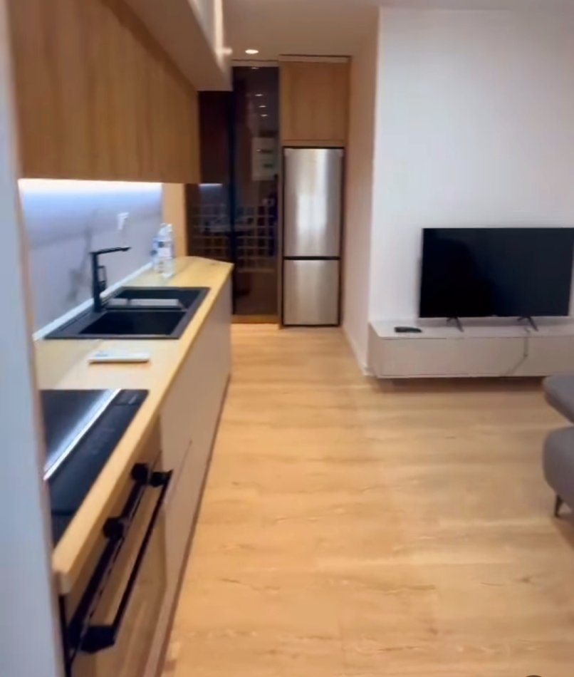 Tirane, shitet apartament 1+1+Aneks+Ballkon Kati 4, 60 m² 120.000 € (Rruga e Kroit pranë Kopshtit Zoologjik)