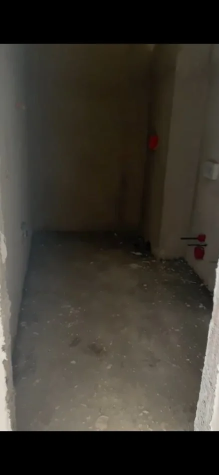 Tirane, shitet apartament 1+1 Kati 3, 60 m² 85.000 € (Laprake)