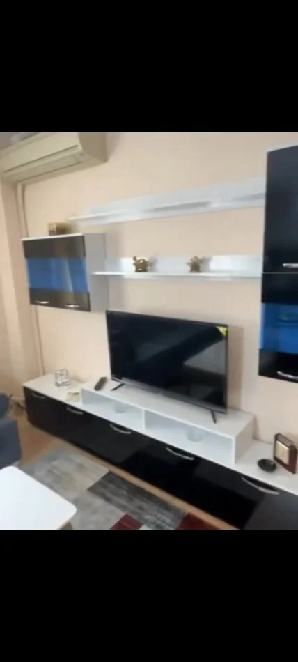 Tirane, shitet apartament 2+1 Kati 4, 90 m² 175.000 € (Liqeni i thate)