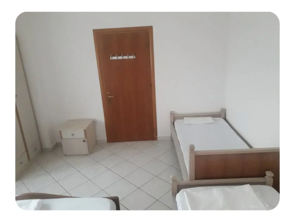 Apartament me pamje nga deti me qira ditore ne Durres Plazh