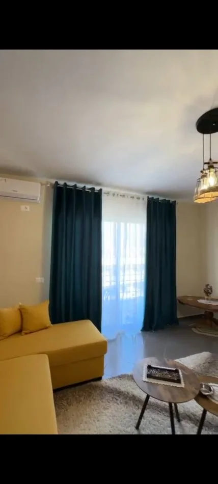 Shqiperi, jepet me qera apartament 2+1 Kati 6, 90 m² 500 € (Komuna parisit)