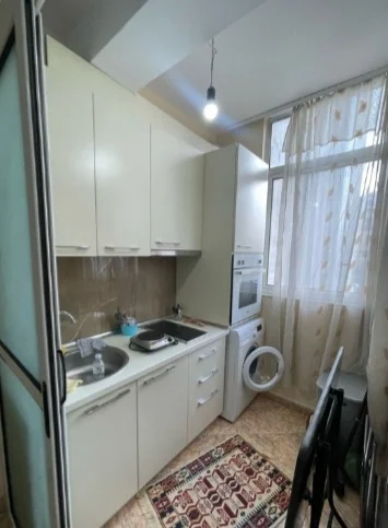 Tirane, shitet garsonier 1+1 Kati 2,  114.000 euro (ne qender te Tiranes ,rruga Luigj Gurakuqi)