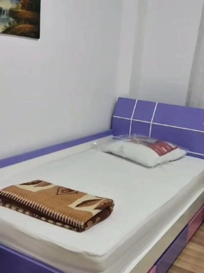 Tirane, jepet me qera apartament 2+1+Ballkon Kati 2, 100 m² 400 € 