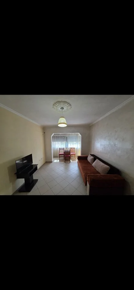 Tirane, shitet apartament 1+1+Ballkon Kati 3, 53 m² 105.000 € (Rruga Kont Leopold Bertol Ali Demi)