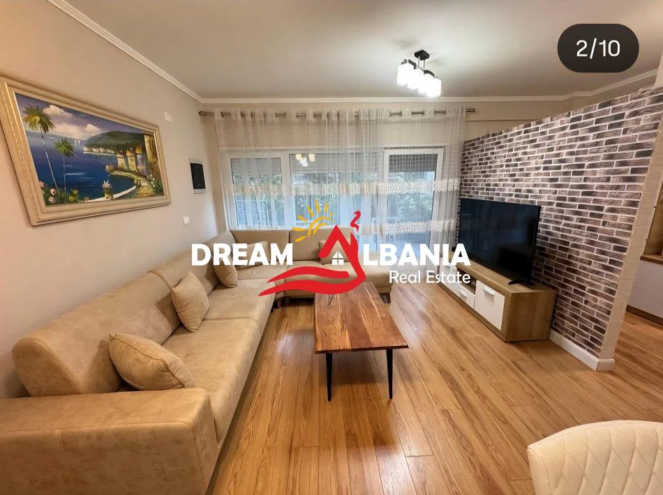 Tirane, jepet me qera apartament 2+1 , 105 m² 700 € (Kodra e Diellit 2)