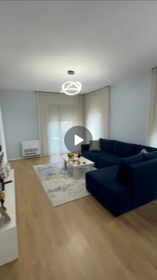 Tirane, shitet apartament 1+1 Kati 5, 82 m² 150.000 € (Kinostudio)