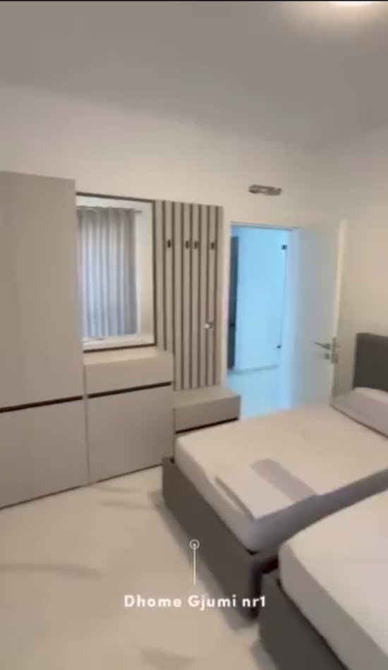 Shes Apartment 20m large nga deti plazh Mali Robit Golem