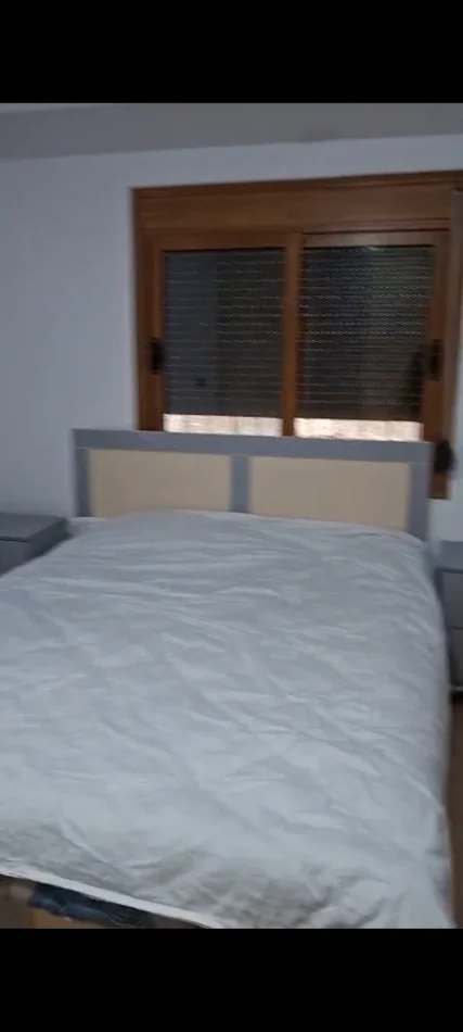 Tirane, jepet me qera shtepi 1 Katshe Kati 0, 100 m² 350 € (Kombinat)