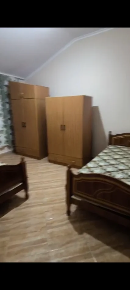Tirane, jepet me qera apartament 1+1+Aneks+Ballkon Kati 6, 80 m² 400 € (Rruga Siri kodra)