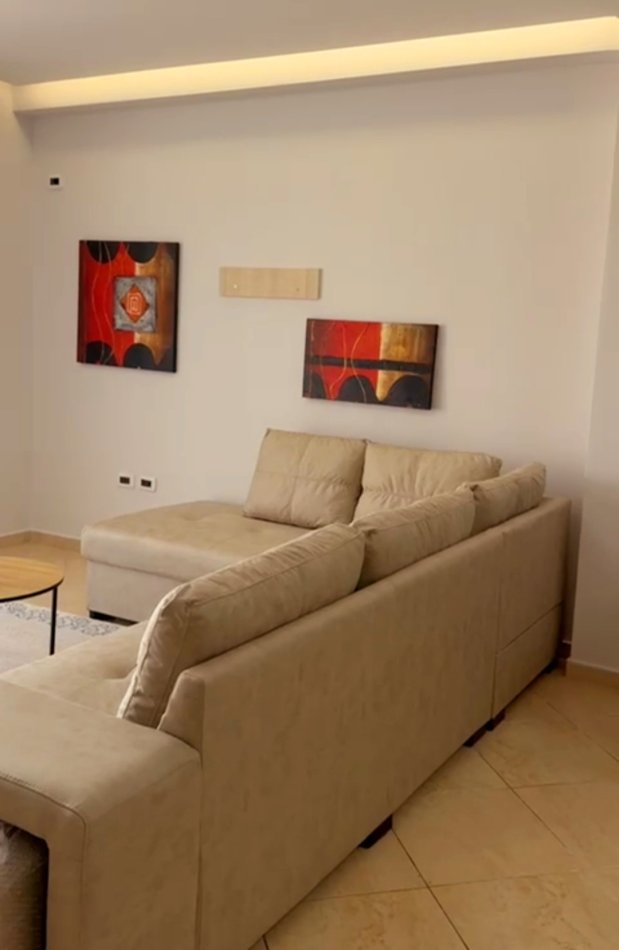 Tirane, jepet me qera apartament 1+1+Aneks+Ballkon Kati 7, 74 m² 430 € (Rruga 3 Dëshmorët pranë me Palestrën Unik)