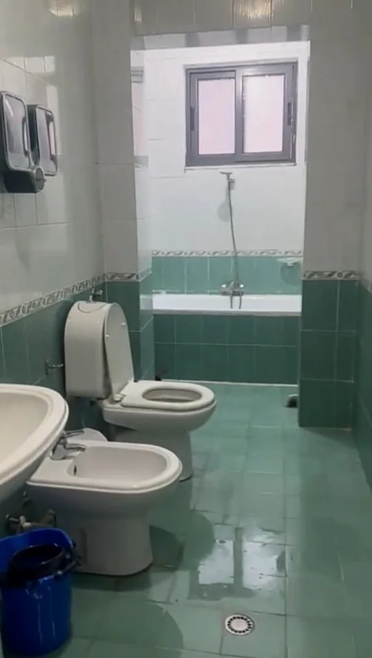 Jepet me Qira Apartament 1+1 prane Medresese,     400 €uro