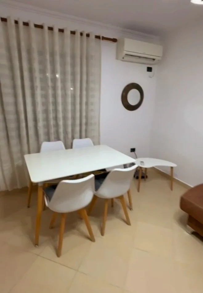 Tirane, jepet me qera apartament 2+1+Aneks+Ballkon Kati 2, 77 m² 510 € (Rruga Kongresi Manastirit)