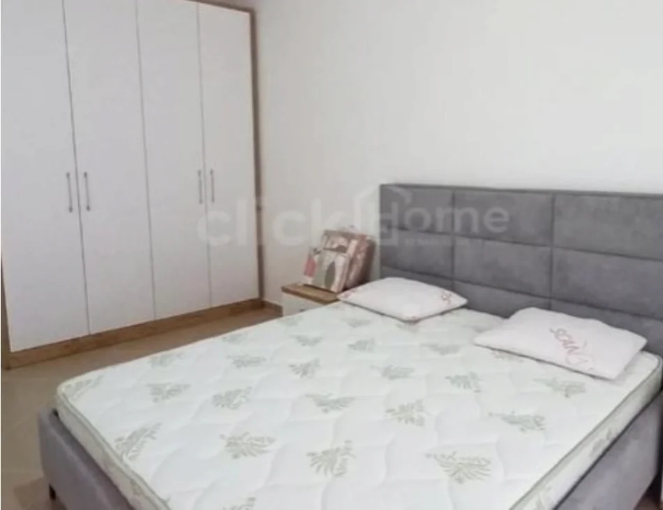 Shqiperi, shes apartament 2+1+Ballkon ,