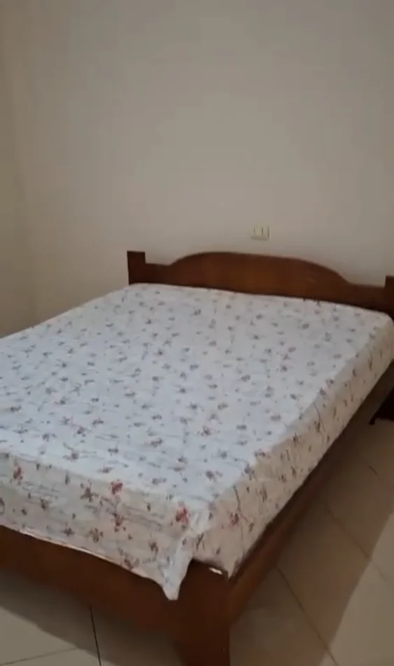 Tirane, jepet me qera Vile 1+1 Kati 2, 60 m² (Pran Ambasades Turke)