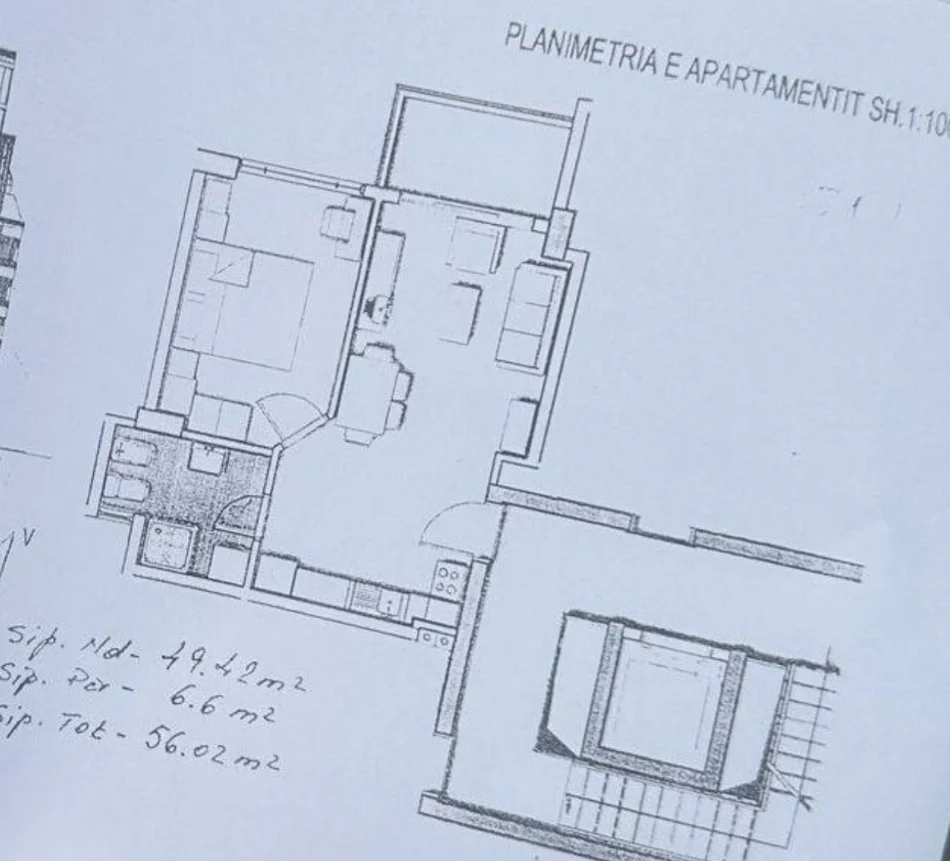 Tirane, shitet apartament 1+1 Kati 1, 56 m² 102.000 € (KOMBINAT)