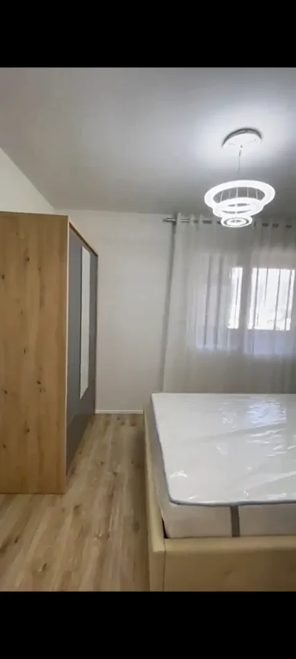 Tirane, shitet apartament 2+1+Ballkon Kati 10, 81 m² 220.000 € (Rruga Bedri Karapici Tirana Golden Park)
