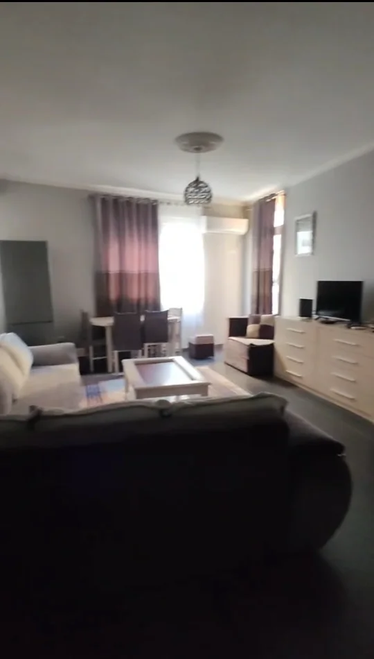 Tirane, jepet me qera apartament 1+1 Kati 3, 70 m² 45.000 € (Rruga Sokrat Miho)