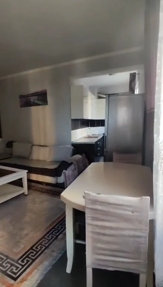 Tirane, jepet me qera apartament 1+1 Kati 3, 70 m² 45.000 € (Rruga Sokrat Miho)