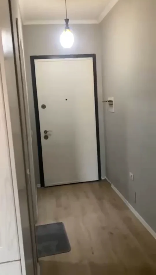 Tirane, jap me qera apartament 2+1 Kati 7, 84 m² 700 € (Rruga e Dafinave)