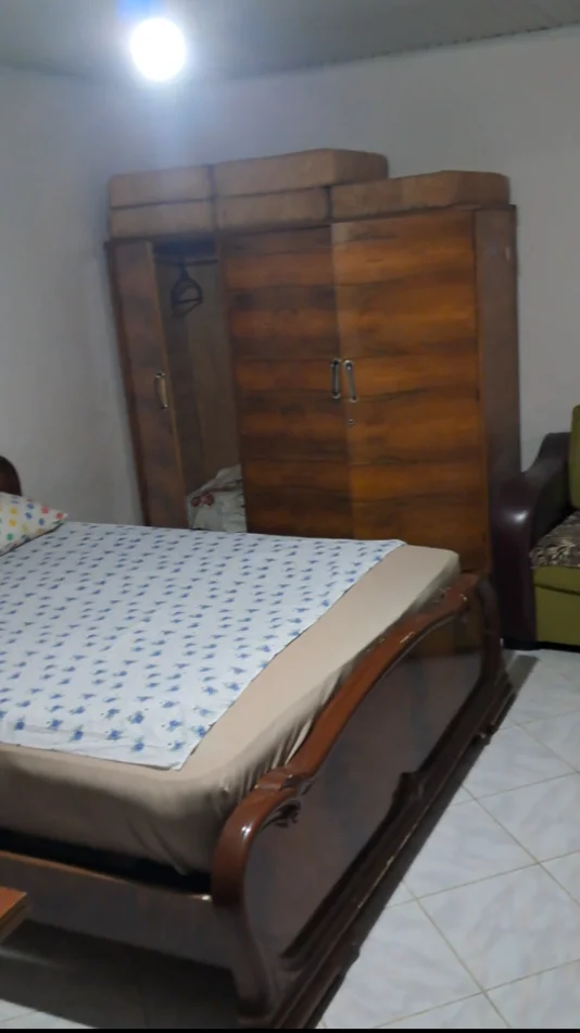 Tirane, jepet me qera garsonier 1+1 Kati 1, 35 m² (Fundi Rruges Jordan Misja, Sapo kalon Shinat e Trenit)