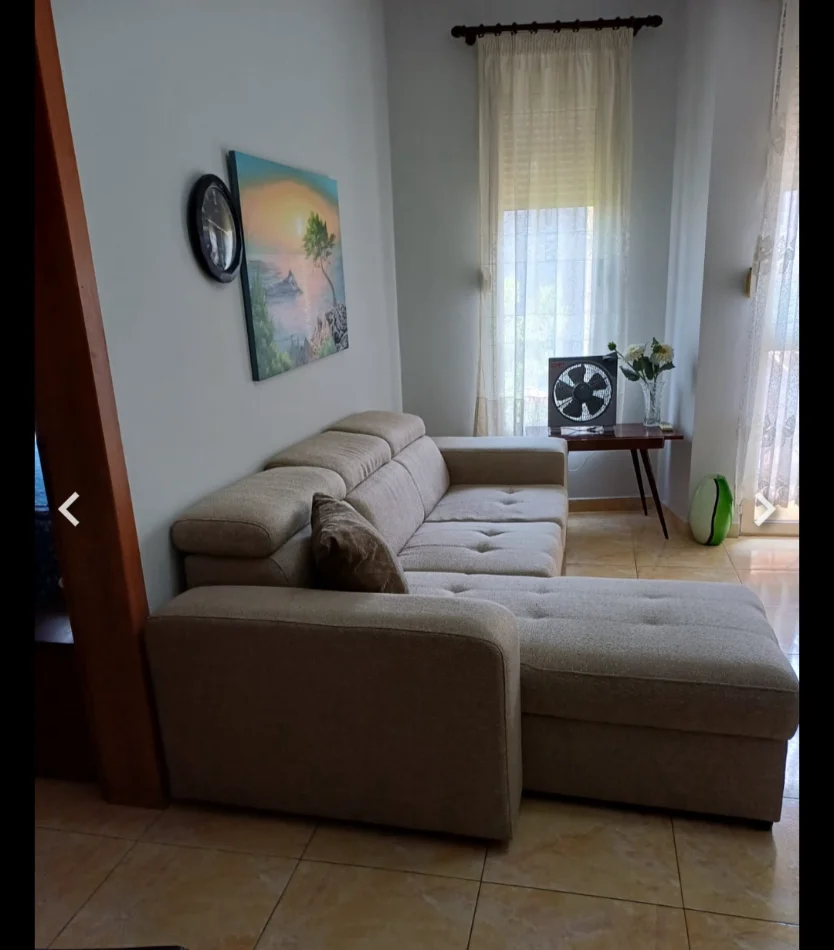 Tirane, jepet me qera apartament 1+1 Kati 4, 60 m² (Perball Hipotekes)